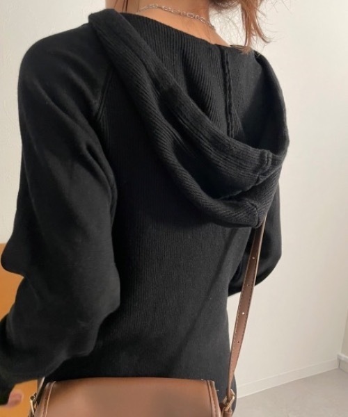 sakishimatokyo(サキシマトーキョー)の「パーカーニットスキッパーワンピース(ワンピース・レディース・ブラック/ベージュ・FREE)」の7枚目の写真