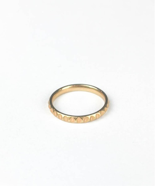 ARCHIVER(アーカイバ)の「【W】【it】【サージカルステンレス】金属アレルギー対応 2.6mm ピラミッドリング(リング・レディース・ブラック/シルバー/ピンクゴールド・9号/17号/15号/21号/13号/11号/7号/19号)」の3枚目の写真