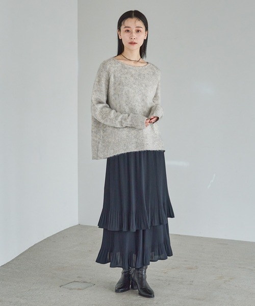 A part by（アパートバイ）の「《追加4》お気に入り1.7万人超え！ホソプリーツティアードスカート（スカート・レディース・ライトベージュ/グリーン/ブラック/ブラック系その他2/ベージュ/アイボリー/グレー系その他4/ナチュラル/グレー系その他/ブラウン系その他/ネイビー/ブルー・FREE/TALL）」の22枚目の写真