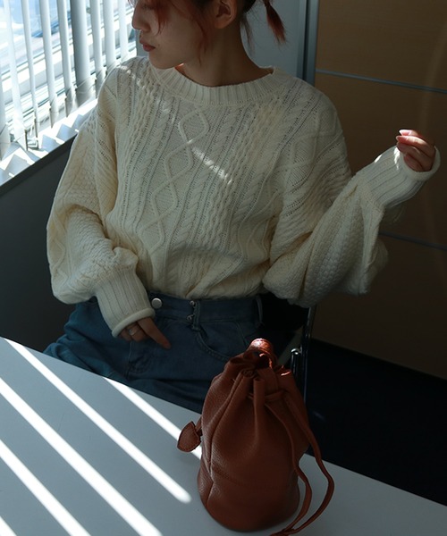 Auntie Rosa（アンティローザ）の「ケーブル編み クルーネックニット（ニット/セーター・レディース・ダークグレー/アイボリー・MEDIUM）」の14枚目の写真