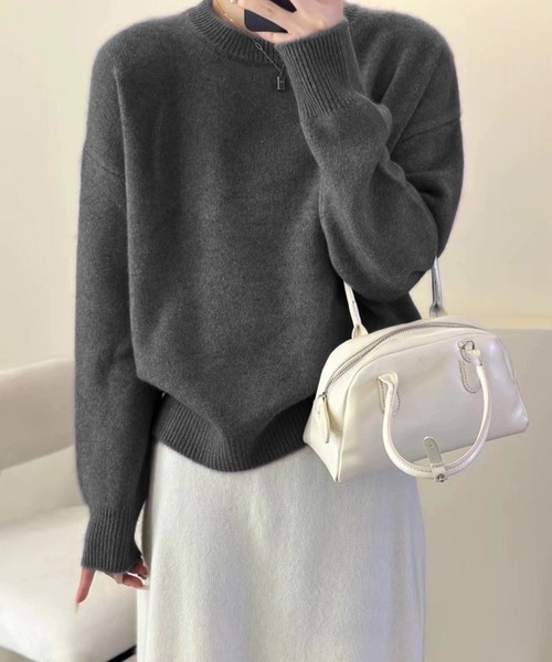 Girly Doll(ガーリードール)の「ドロップショルダーラグランスリーブシャギーニット(ニット/セーター・レディース・ベージュ/パープル/グレー/ピンク/アイボリー/ボルドー/ブラック/ライトブルー/ライトパープル/イエロー/グレイッシュベージュ/カーキ/ブルー/モカ/ピンク系その他/グリーン/ダークグレー/ダークパープル/ライトグリーン/オレンジ/ブラウン/ダークカーキ・FREE)」の5枚目の写真