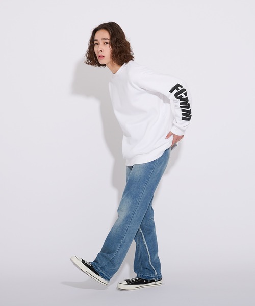 FCMM(エフシーエムエム)の「【日本限定アイテム】STANDARD LOGO SLEEVE SWEATSHIRTS/スタンダードロゴスリーブスウェットシャツ(スウェット・メンズ・ホワイト/ブラック・X-LARGE/SMALL/LARGE/MEDIUM)」の9枚目の写真