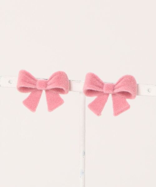 Fun & Daily（ファンアンドデイリー）の「F&D : ベルベットリボンピアス（ピアス（両耳用）・レディース・グリーン/ピンク/レッド/ブラック/ブルー・FREE）」の4枚目の写真