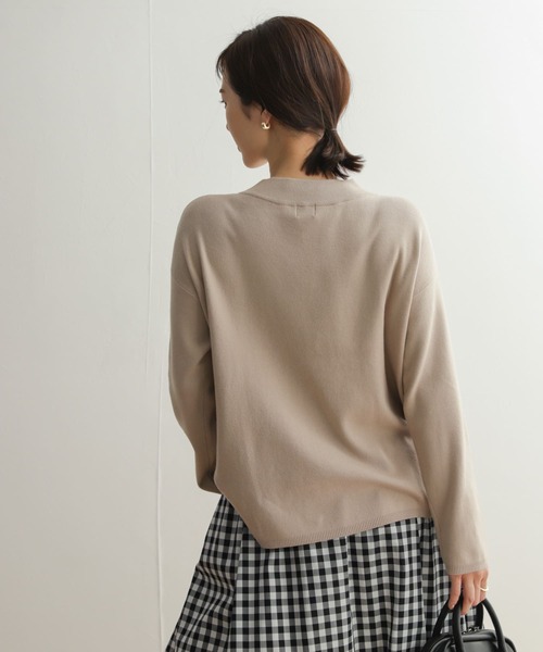 URBAN RESEARCH DOORS(アーバンリサーチドアーズ)の「ボトルネックワイドプルオーバー(ニット/セーター・レディース・ブルー/ネイビー/ベージュ・MEDIUM)」の7枚目の写真