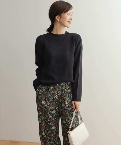 URBAN RESEARCH DOORS(アーバンリサーチドアーズ)の「ボトルネックワイドプルオーバー(ニット/セーター・レディース・ブルー/ネイビー/ベージュ・MEDIUM)」の20枚目の写真