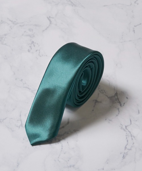 ADPOSION（アドポーション）の「ソリッドカラー アセテートナロータイ（ネクタイ・メンズ・グリーン/パープル/ブラック/ブルー/ネイビー/ホワイト/シルバー/ワインレッド/グレー・FREE）」の5枚目の写真