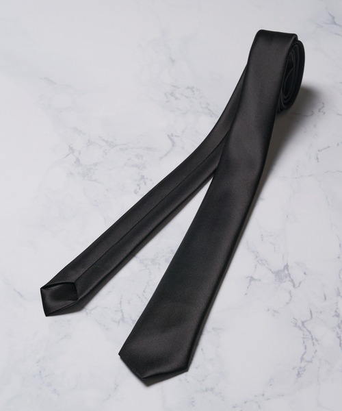 ADPOSION（アドポーション）の「ソリッドカラー アセテートナロータイ（ネクタイ・メンズ・グリーン/パープル/ブラック/ブルー/ネイビー/ホワイト/シルバー/ワインレッド/グレー・FREE）」の11枚目の写真