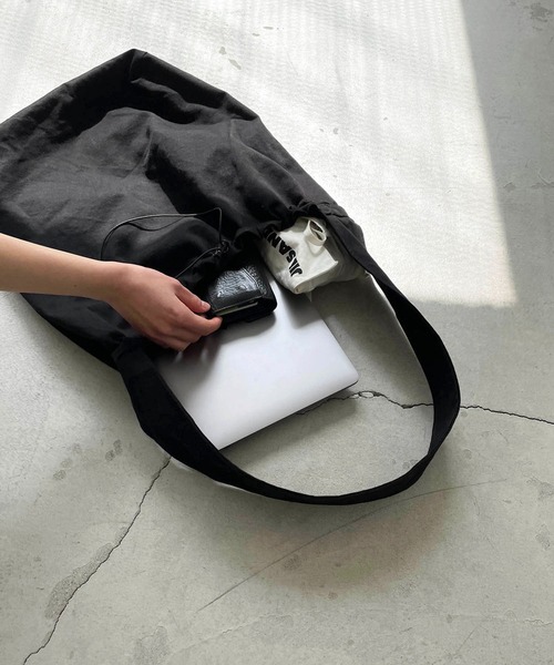 CANAL JEAN（キャナルジーン）の「El mar　NEWオックスショルダーバッグ（ショルダーバッグ・レディース・ベージュ/ブラック/オフホワイト・ONE SIZE）」の4枚目の写真