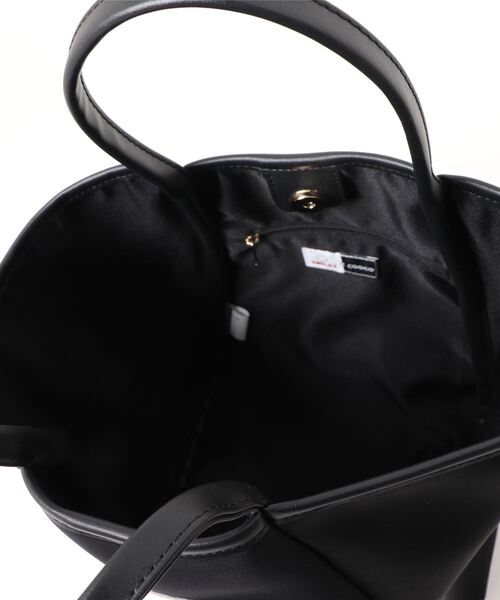 COOCO（クーコ）の「ＳＭＩＬＥＹ×ＣＯＯＣＯ／ダイバー素材トートバッグ（トートバッグ・レディース・ブラック/ベージュ/パープル/イエロー/グリーン/カモフラージュ/ネイビー・9）」の14枚目の写真