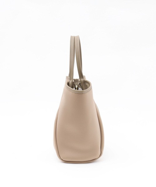 COOCO（クーコ）の「ＳＭＩＬＥＹ×ＣＯＯＣＯ／ダイバー素材トートバッグ（トートバッグ・レディース・ブラック/ベージュ/パープル/イエロー/グリーン/カモフラージュ/ネイビー・9）」の15枚目の写真