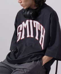 Sunny Smith（サニースミス）の「Sunnysmith 11.6ウルトラヘビーオンス Heavy Smith School Logo SS 半袖Tシャツ（Tシャツ/カットソー）」