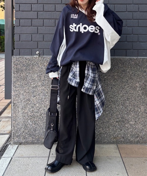 ISOOK(アイスー)の「スクエアボディバッグ / ナイロンバッグ ショルダーバッグ ペットボトルが入る ポーチ付き ウエストポーチ 肩掛け 無地 ブラック レッド 黒 赤(ショルダーバッグ・レディース・ブラック/レッド・FREE)」の21枚目の写真