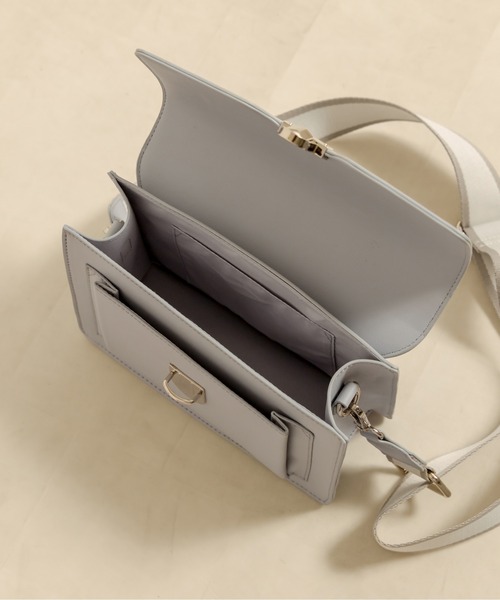 OLIVE des OLIVE（オリーブデオリーブ）の「ラインベルトショルダー（ショルダーバッグ・レディース・ブラウン/アイボリー/サックスブルー・FREE）」の9枚目の写真