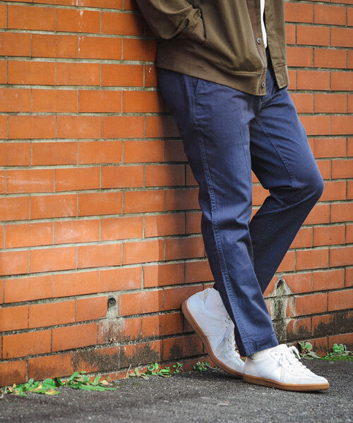 BEAMS（ビームス）の「BEAMS / カラー スキーム アンクル  チノパンツ（チノパンツ・メンズ・オリーブ/チャコールグレー/ベージュ/ネイビー・S/XL/M/L）」の20枚目の写真