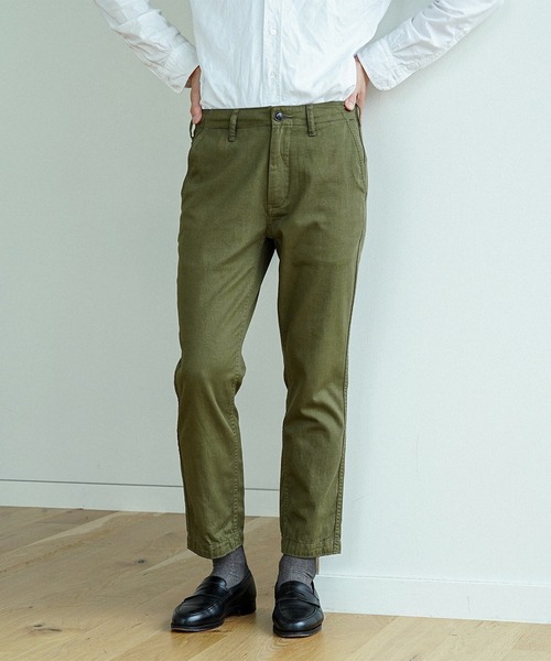 BEAMS（ビームス）の「BEAMS / カラー スキーム アンクル  チノパンツ（チノパンツ・メンズ・オリーブ/チャコールグレー/ベージュ/ネイビー・S/XL/M/L）」の3枚目の写真