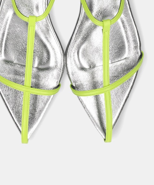 MAMIAN（マミアン）の「ポインテッドトゥ Tストラップ フラットサンダル（サンダル・レディース・アイボリー/ブラック/シルバー/ライム・L/S/M/LL）」の7枚目の写真