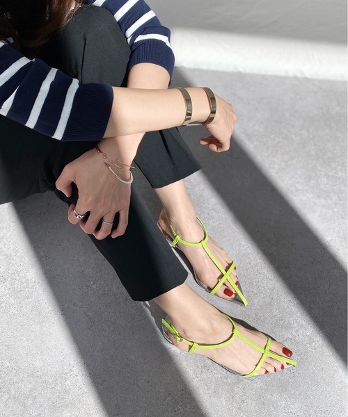 MAMIAN（マミアン）の「ポインテッドトゥ Tストラップ フラットサンダル（サンダル・レディース・アイボリー/ブラック/シルバー/ライム・L/S/M/LL）」の12枚目の写真