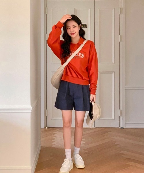 SONA（ソナ）の「SONA 英文プリントカラーネックトレーナー（スウェット・レディース・オレンジ/オートミール・FREE）」の3枚目の写真