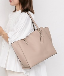 Bermosa（ベルモサ）の「A4対応 トートバッグ 3層タイプ（トートバッグ）」