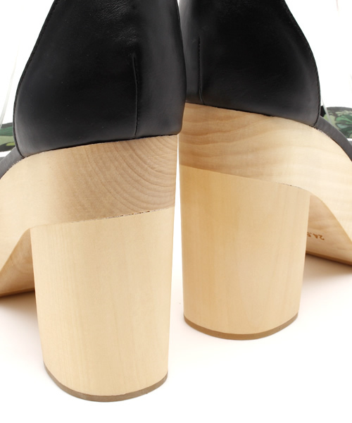 SOLPRESA（ソルプレーサ）の「【SOLPRESA】テープサンダル（サンダル・レディース・ホワイト/ブラック/マルチ・24.5/23.5）」の10枚目の写真