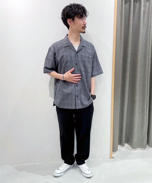 Grand PARK（グランドパーク）の「ドライタッチストレッチオープンカラーシャツ（シャツ/ブラウス・メンズ・ブラック/ホワイト/ベージュ系その他/グレー系その他・LARGE/MEDIUM/X-LARGE）」の21枚目の写真