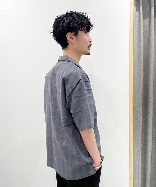 Grand PARK（グランドパーク）の「ドライタッチストレッチオープンカラーシャツ（シャツ/ブラウス・メンズ・ブラック/ホワイト/ベージュ系その他/グレー系その他・LARGE/MEDIUM/X-LARGE）」の22枚目の写真