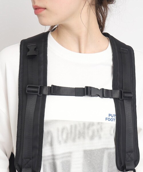 SHOO・LA・RUE(シューラルー)の「◆【撥水】12ポケットファンクションリュック【ワンタッチ着脱】(バックパック/リュック・レディース・ブラック系3/ブラック・00)」の21枚目の写真