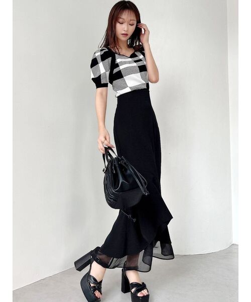 RESEXXY（リゼクシー）の「シアードッキングマーメイドスカート（スカート・レディース・ブラック/ベージュ/アイボリー・FREE）」の4枚目の写真