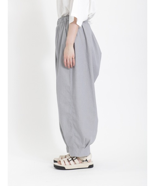 Samansa Mos2(サマンサ モスモス)の「【クイックドライ】裾タックパンツ(その他パンツ・レディース・ブラック/グレー/ベージュ/キナリ・フリ-)」の16枚目の写真