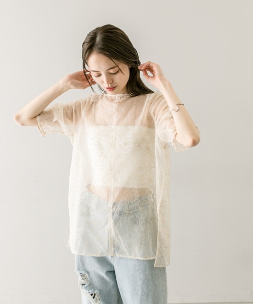 mystic（ミスティック）の「新色追加！半袖シアーパフスリーブブラウス（シャツ/ブラウス・レディース・ベージュ/アイボリー/ブラック/ブルー/オフホワイト/ネイビー・FREE）」の20枚目の写真