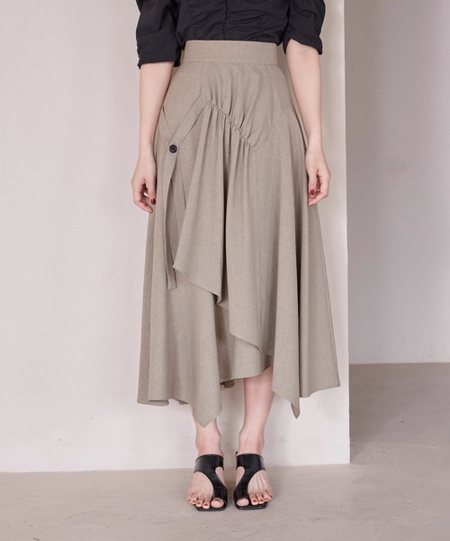 PUBLIC TOKYO（パブリックトウキョウ）の「【栃木県産】ボリュームヘムアーチスカート（スカート・レディース・ブラック/ネイビー/ベージュ・1/2）」の5枚目の写真