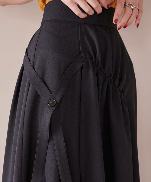 PUBLIC TOKYO（パブリックトウキョウ）の「【栃木県産】ボリュームヘムアーチスカート（スカート・レディース・ブラック/ネイビー/ベージュ・1/2）」の18枚目の写真