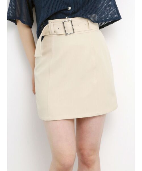 MURUA（ムルーア）の「ワイドベルトミニスカート（スカート・レディース・ブラック/アイボリー/オレンジ・1/2）」の2枚目の写真