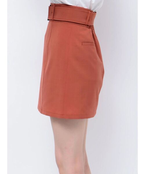 MURUA（ムルーア）の「ワイドベルトミニスカート（スカート・レディース・ブラック/アイボリー/オレンジ・1/2）」の21枚目の写真