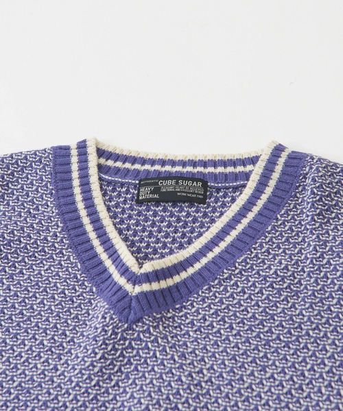 CUBE SUGAR（キューブシュガー）の「バルキーニットVネックライン入りベスト（ベスト・レディース・ナチュラル/ブラック/パープル系その他/イエロー系その他/ブラック系その他・M）」の22枚目の写真