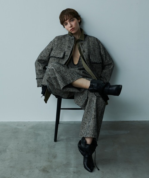kha:ki(カーキ)の「「KHA:KI / カーキ」TWEED OVERALLS(サロペット/オーバーオール・レディース・ブラック/ベージュ・1/2)」の4枚目の写真
