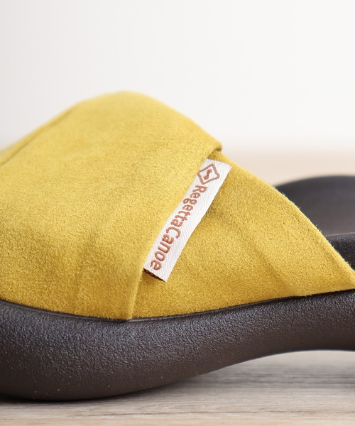 Regetta Canoe(リゲッタカヌー)の「スエード調ツイストスライドサンダル(サンダル・レディース・ベージュ/ブラック/ネイビー/マスタード/レッド・S/M/L/LL)」の10枚目の写真