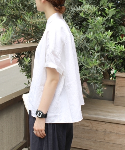 JOURNAL STANDARD LUXE(ジャーナルスタンダード ラックス)の「リネンラミー BIGシャツ SHORTSLEEVE_#(シャツ/ブラウス・レディース・ネイビー/ピンク/ホワイト/カーキ/グレー・FREE)」の17枚目の写真
