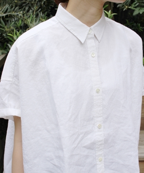 JOURNAL STANDARD LUXE(ジャーナルスタンダード ラックス)の「リネンラミー BIGシャツ SHORTSLEEVE_#(シャツ/ブラウス・レディース・ネイビー/ピンク/ホワイト/カーキ/グレー・FREE)」の19枚目の写真