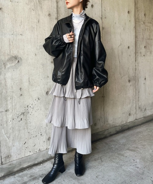 CLEA（クレア）の「タイダイ柄メロウシアーハイネックインナートップス（Tシャツ/カットソー・レディース・ブルー/ブラック・FREE）」の14枚目の写真