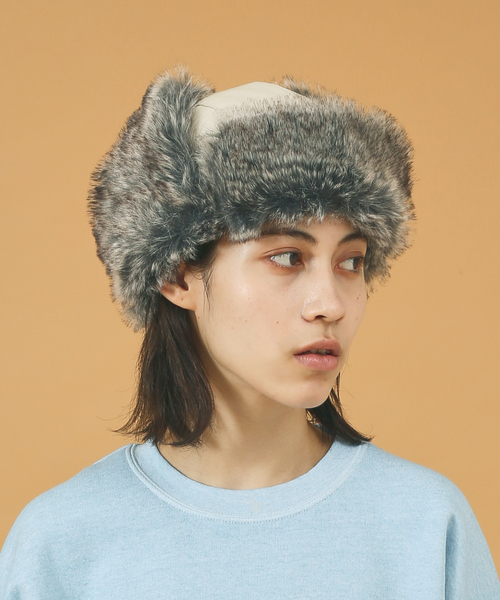 Ruben（ルーベン）の「【RUBEN/ルーベン】FAKE LEATHER FLIGHT/レザーフライトキャップ/ユニセックス/  RUS-6394（キャップ・メンズ・ダークブラウン/ブラック/アイボリー・フリー）」の2枚目の写真