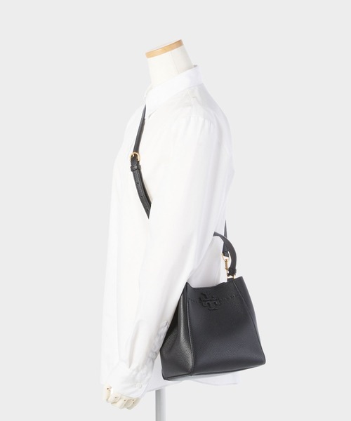 TORY BURCH(トリーバーチ)の「TORY BURCH McGraw Small Bucket Bag トリーバーチ マックグロー スモール バケットバッグ ハンドバッグ(ハンドバッグ・レディース・ブラック/アイボリー/ベージュ・FREE)」の12枚目の写真