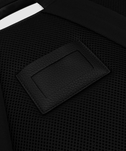 Maison Margiela（メゾンマルジェラ）の「SOFT 5AC FLAP