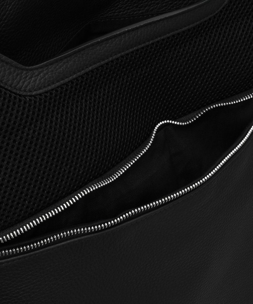 Maison Margiela（メゾンマルジェラ）の「SOFT 5AC FLAP