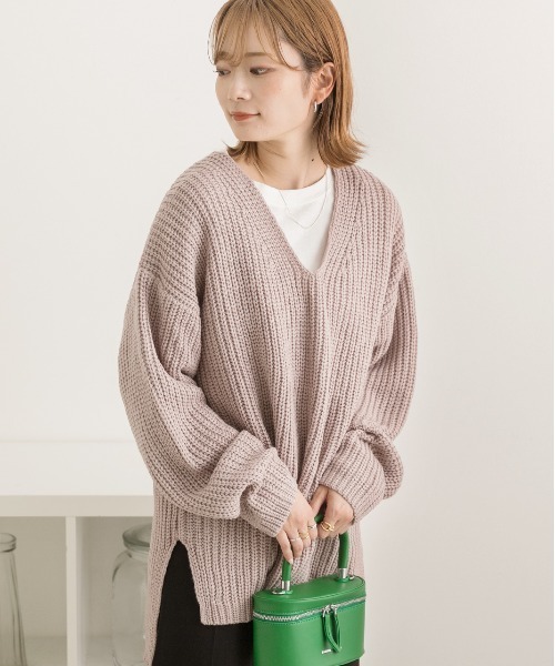 ad thie(アドティエ)の「畦編み Vネックニット(ニット/セーター・レディース・オフホワイト/ピンクベージュ/ブラウン/ブラック/ボルドー・FREE)」の18枚目の写真
