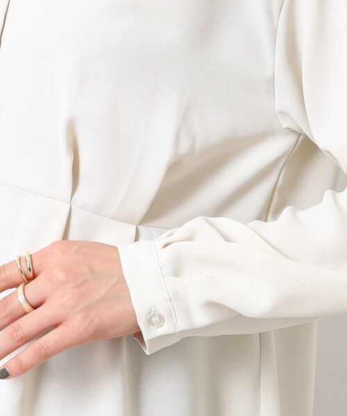 DRESKIP（ドレスキップ）の「◆ウエストタックブラウス（シャツ/ブラウス・レディース・ライトベージュ/グリーン系/ブラック・02/03/04）」の12枚目の写真