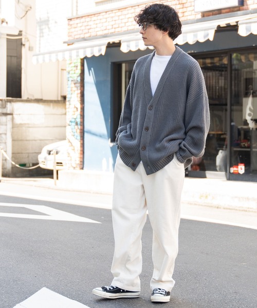 WEGO(ウィゴー)の「WEGO/コーデュロイイージーワイドパンツ(チノパンツ・メンズ・ブラック/アイボリー/ダークブラウン/ベージュ/ブルー・LARGE/SMALL/MEDIUM)」の17枚目の写真