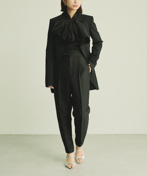 美品 Whim Gazette 長谷川京子さんコラボ カラーレスジャケット 長谷川京子さんコラボ】カラーレスジャケット（ノーカラージャケット