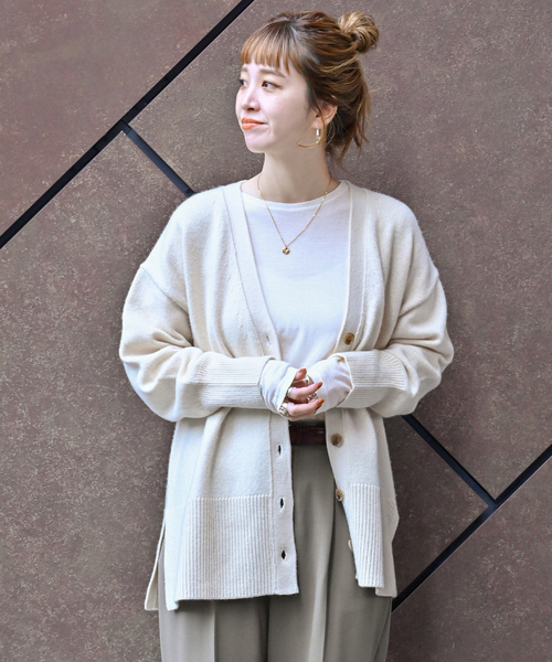 B.C STOCK(ベーセーストック)の「《追加》シアークルーネックロンT(Tシャツ/カットソー・レディース・ブラック/ホワイト・FREE)」の5枚目の写真