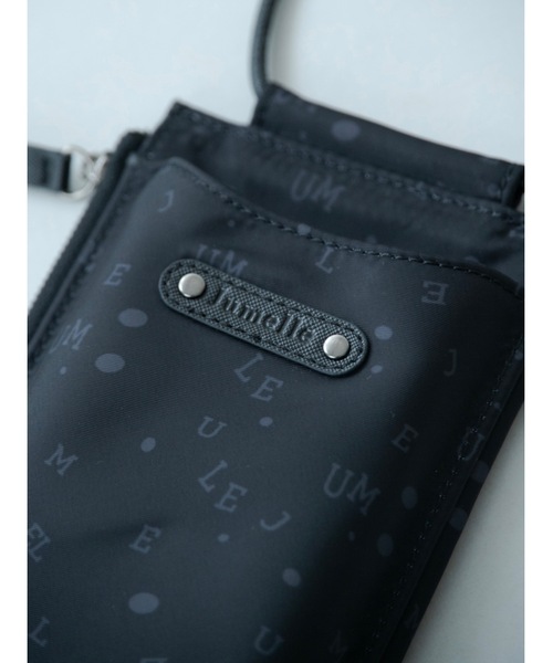 jumelle（ジュメロ）の「【スマホショルダー】charming smapho pouch（ショルダーバッグ・レディース・ブラック・FREE）」の2枚目の写真
